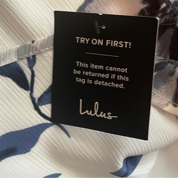 Lulu’s Darling Dearest White Floral Print Swing Halter Dress Women’s Small NWT - Picture 8 of 14